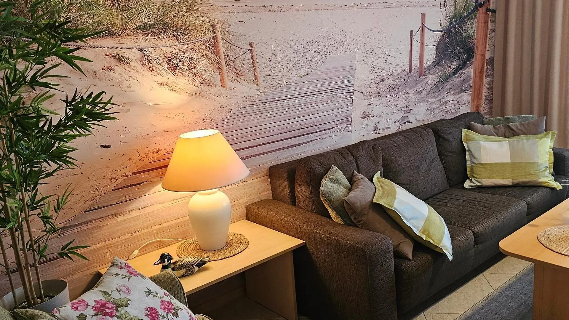 Apartament Z Garazem 科沃布热格